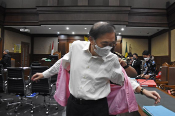  Mantan Kadishutbun Akui Diminta Bupati Indragiri Hulu Loloskan Sejumlah Permohonan Izin Surya Darmadi